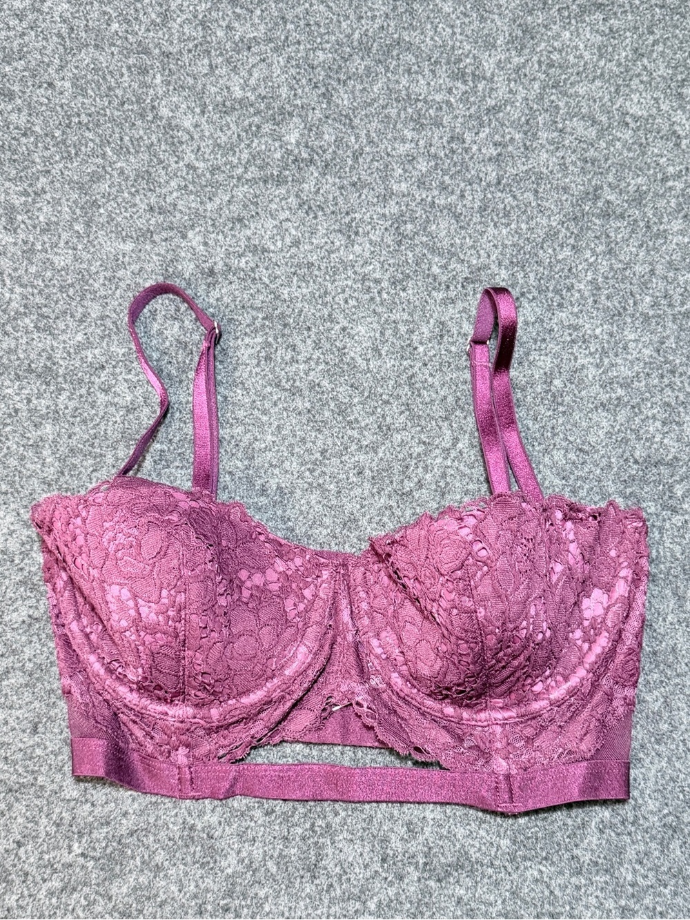 Victoria's Secret Very Sexy Multi-Way Lace Bustier Bra 32D